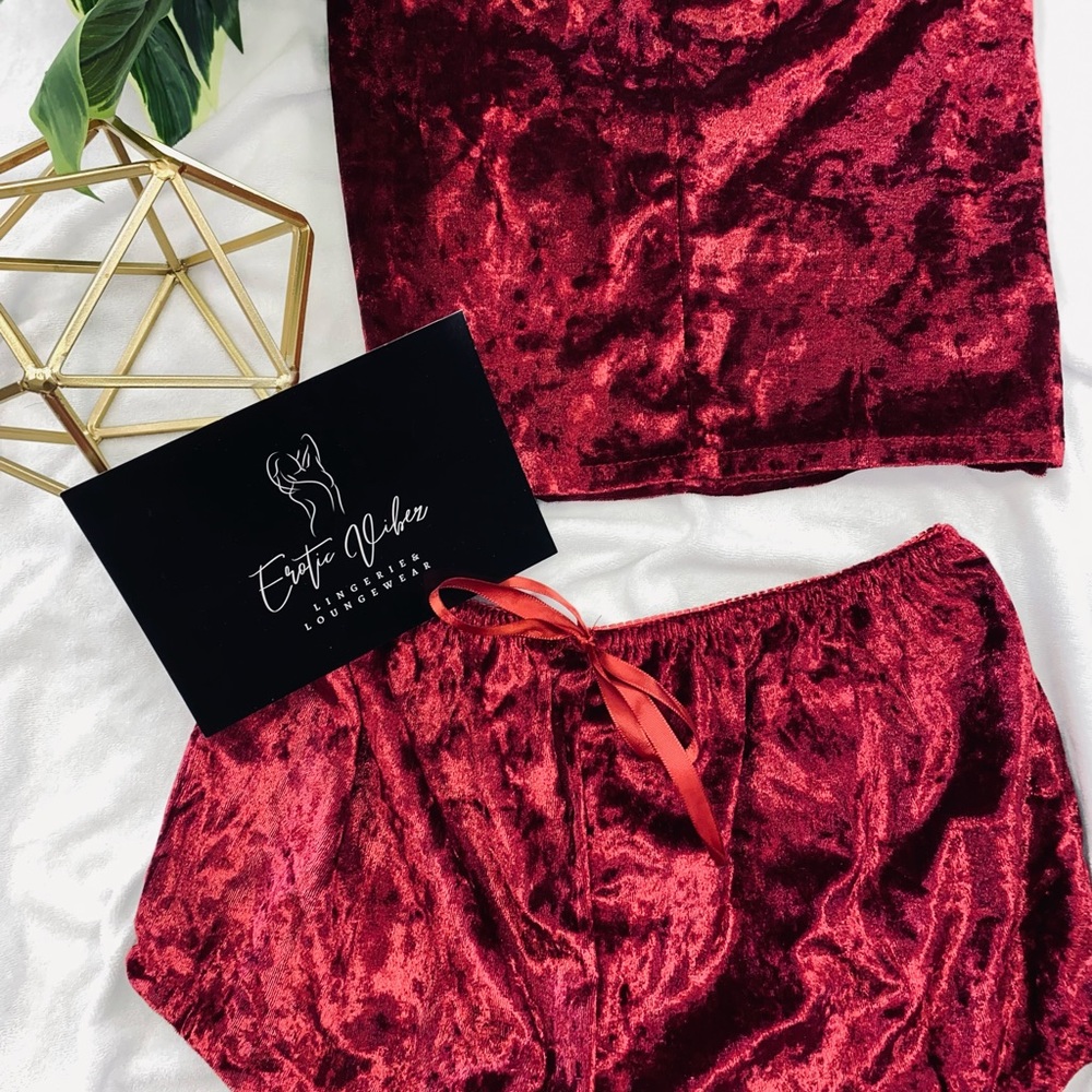 Burgundy 2pc lounge set